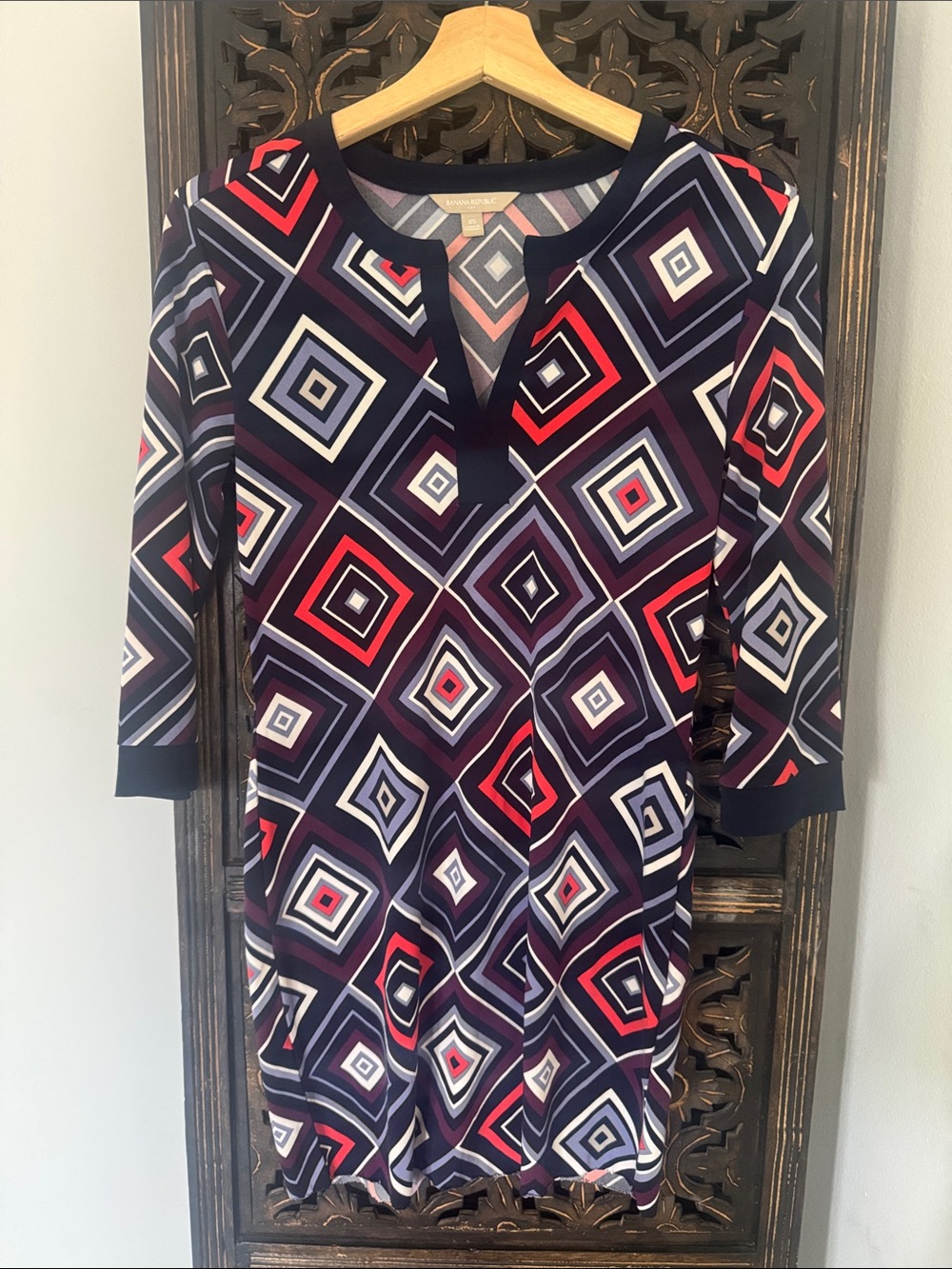 Banana Republic Navy Geometric V-Notch Tunic with Red & White Accents